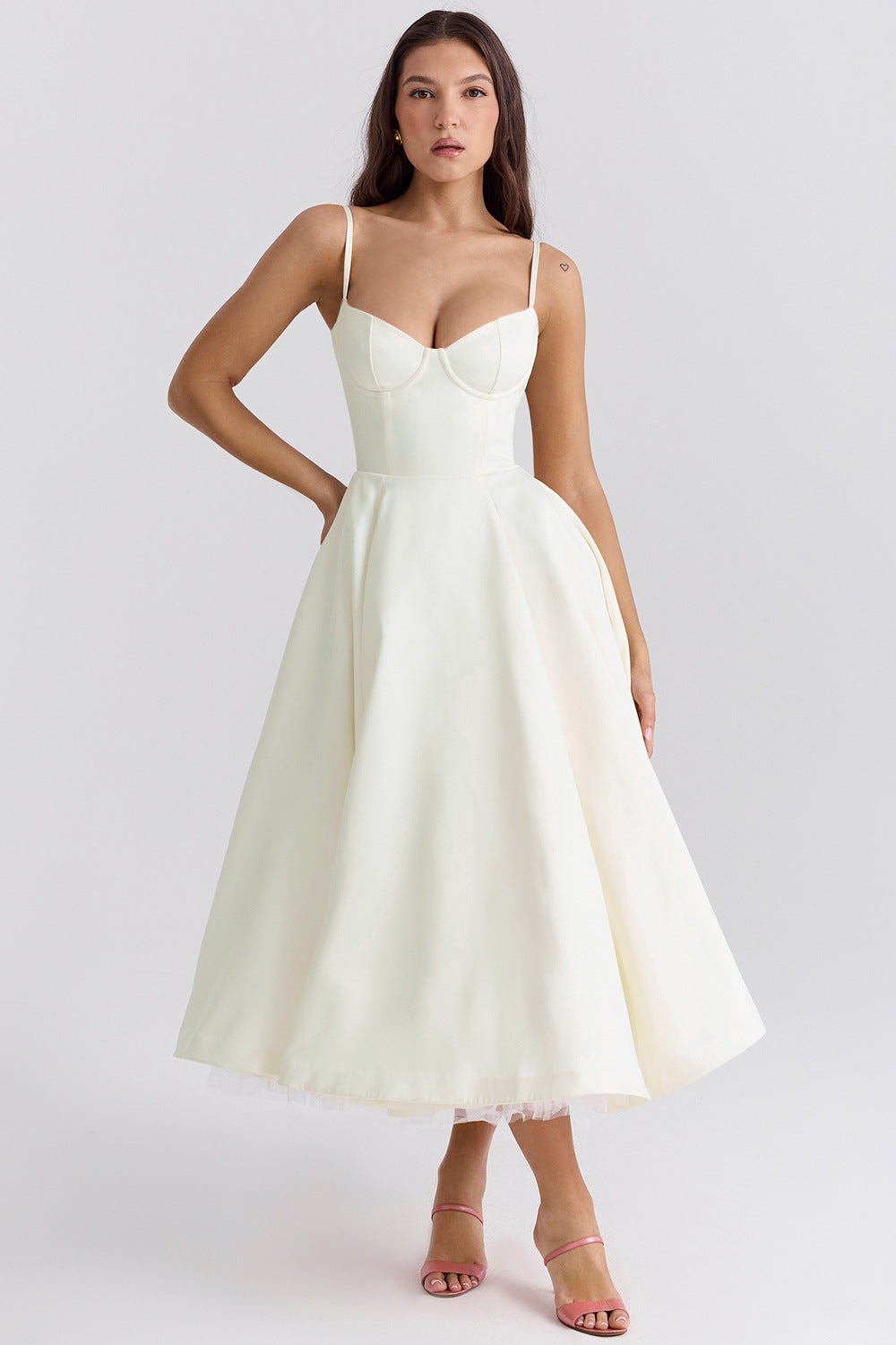 YLIANA | VESTIDO MIDI ROMÁNTICO