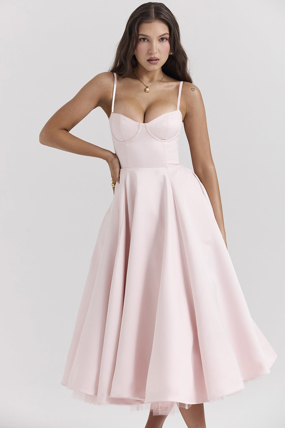 YLIANA | VESTIDO MIDI ROMÁNTICO