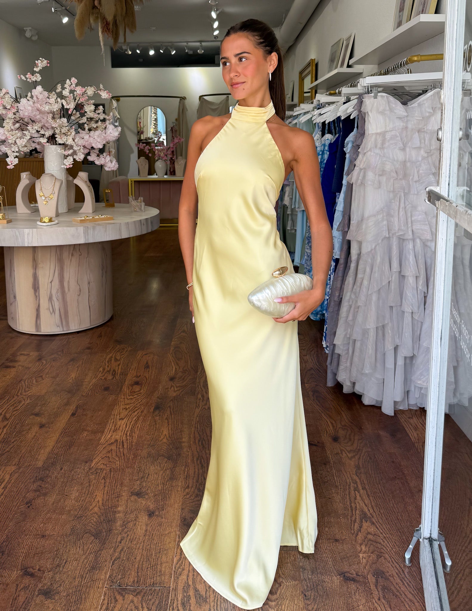 ZEYNEP | ELEGANTE VESTIDO MAXI DE SATÉN
