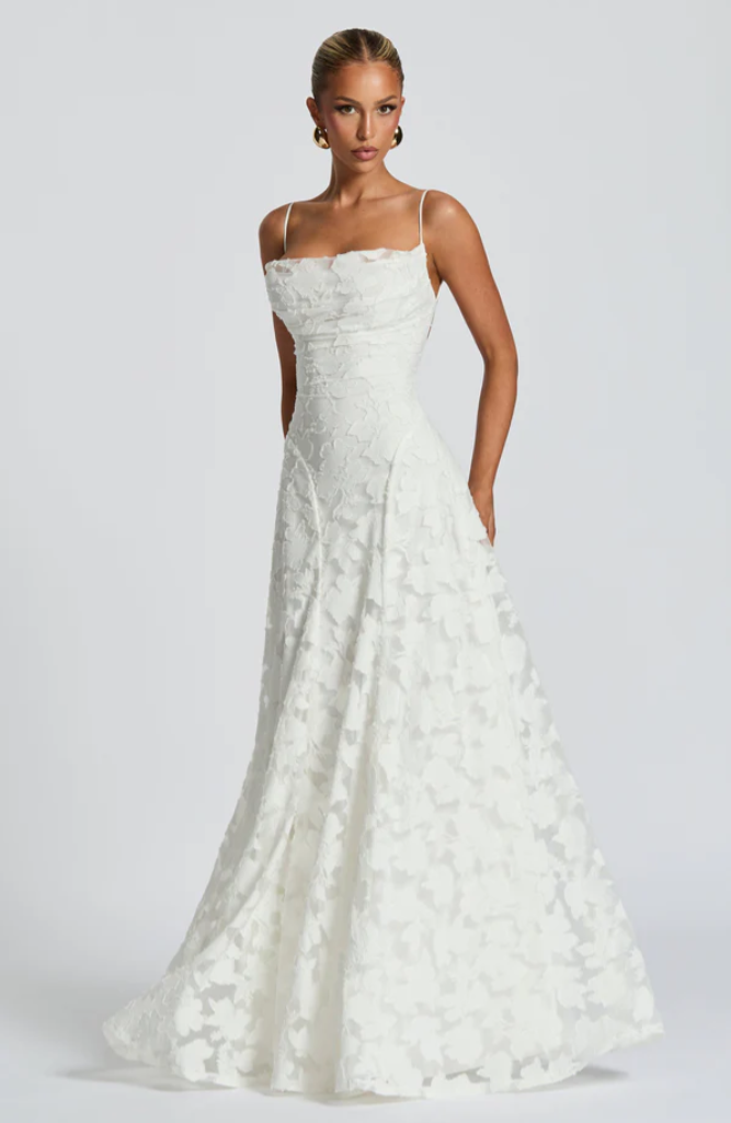 ROSIN | ELEGANTE VESTIDO MAXI DE ENCAJE