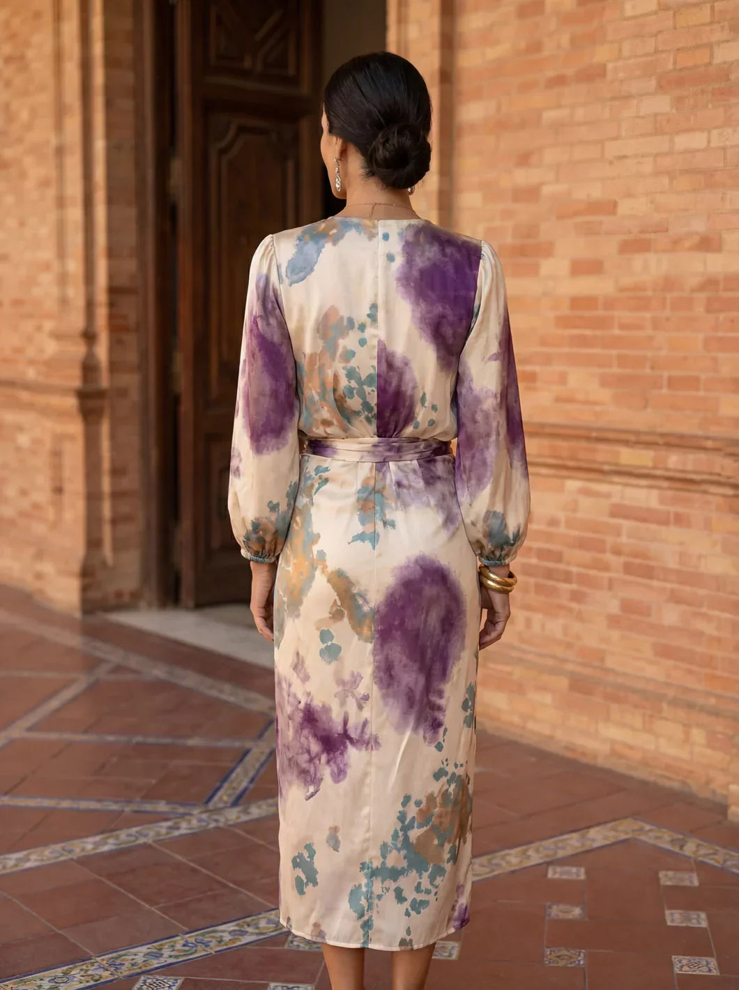 VALERIA | VESTIDO CON ESCOTE EN V