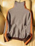 TAMARA | JERSEY DE CUELLO ALTO CON ESTAMPADO