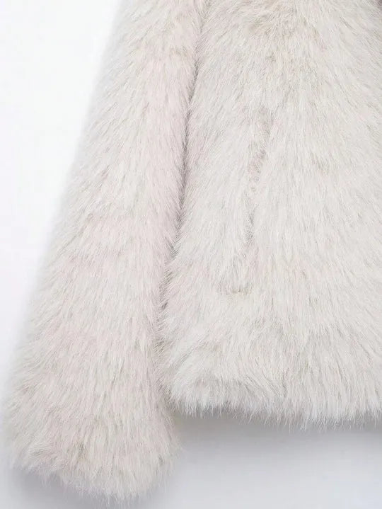 ASTRID | ABRIGO DE PELO SINTÉTICO